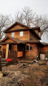 Old house to be removed and demolished to be replaced by new construction on same lot.