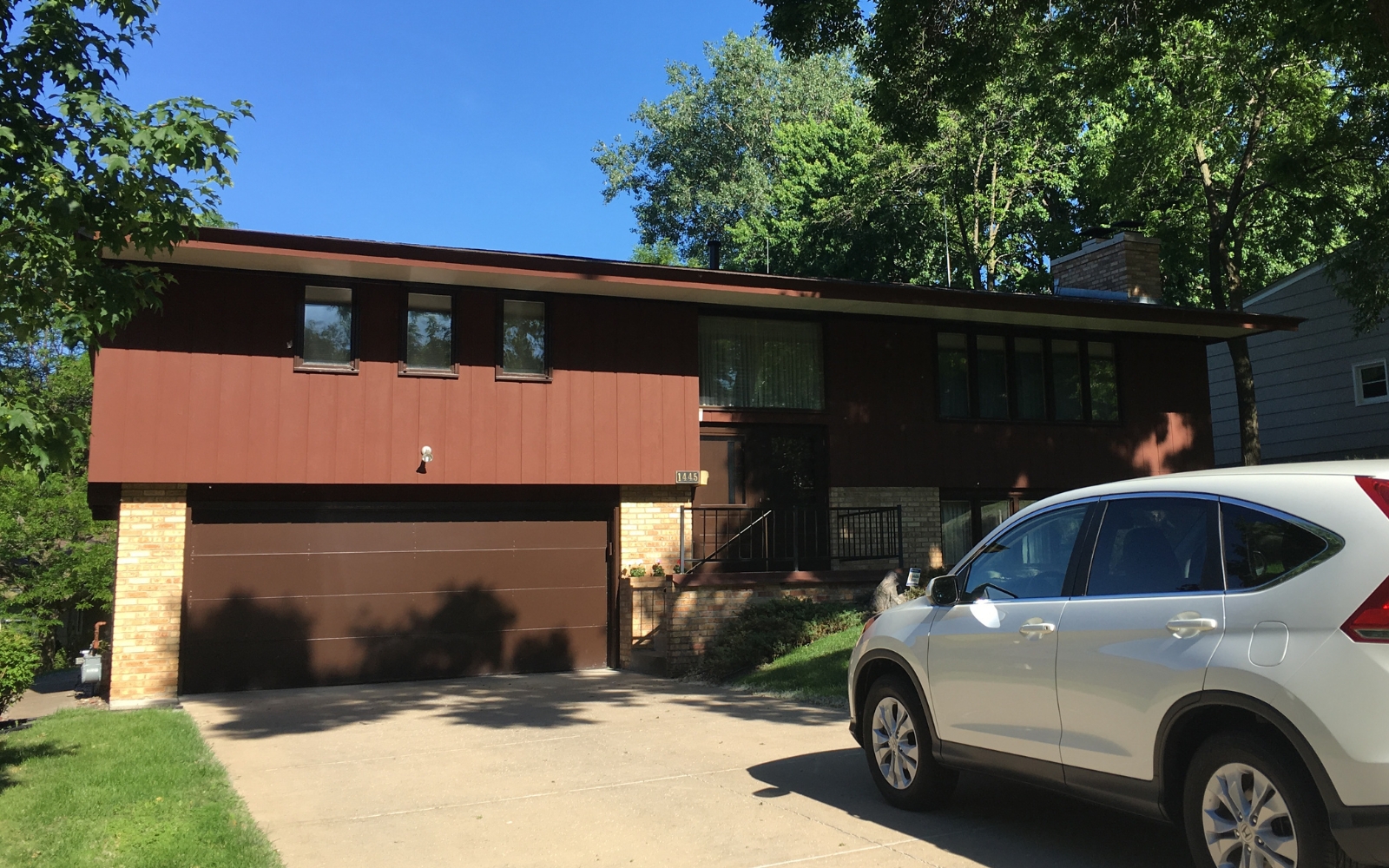 Home exterior before remodeling